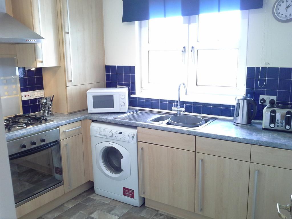 Modern Leith Apartment. Единбург Екстер'єр фото