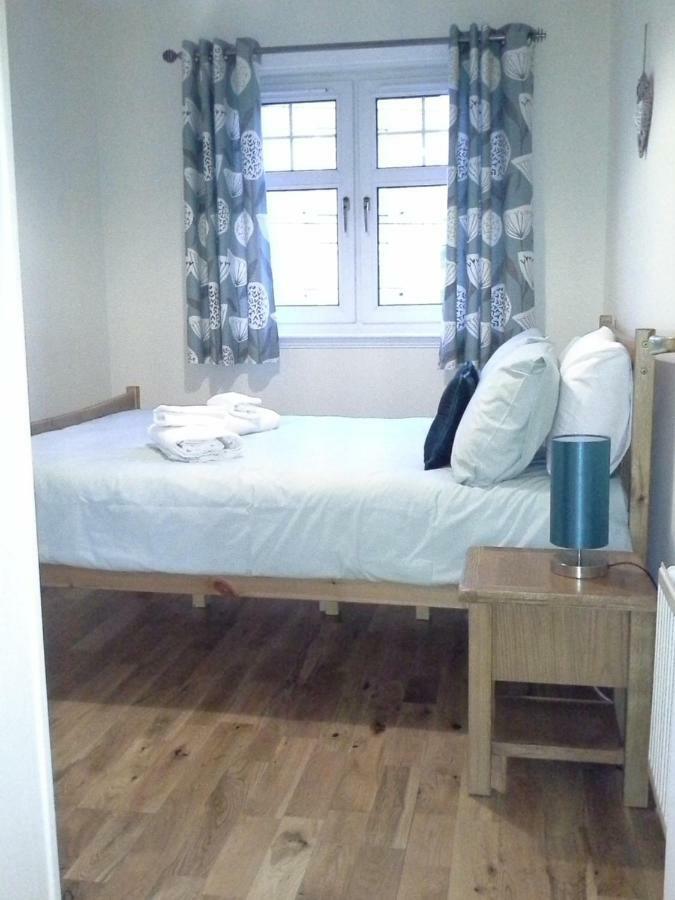 Modern Leith Apartment. Единбург Екстер'єр фото
